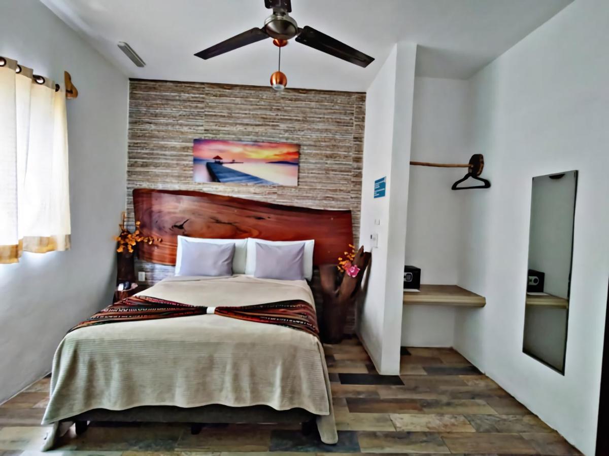 Hotel Pancho Villas Bacalar - Free Bikes And Paddles 외부 사진