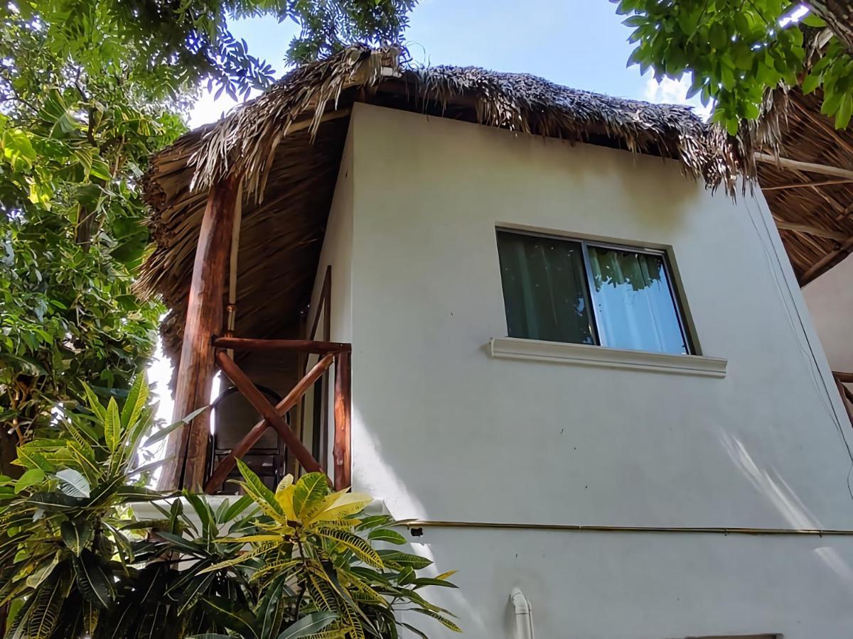 Hotel Pancho Villas Bacalar - Free Bikes And Paddles 외부 사진