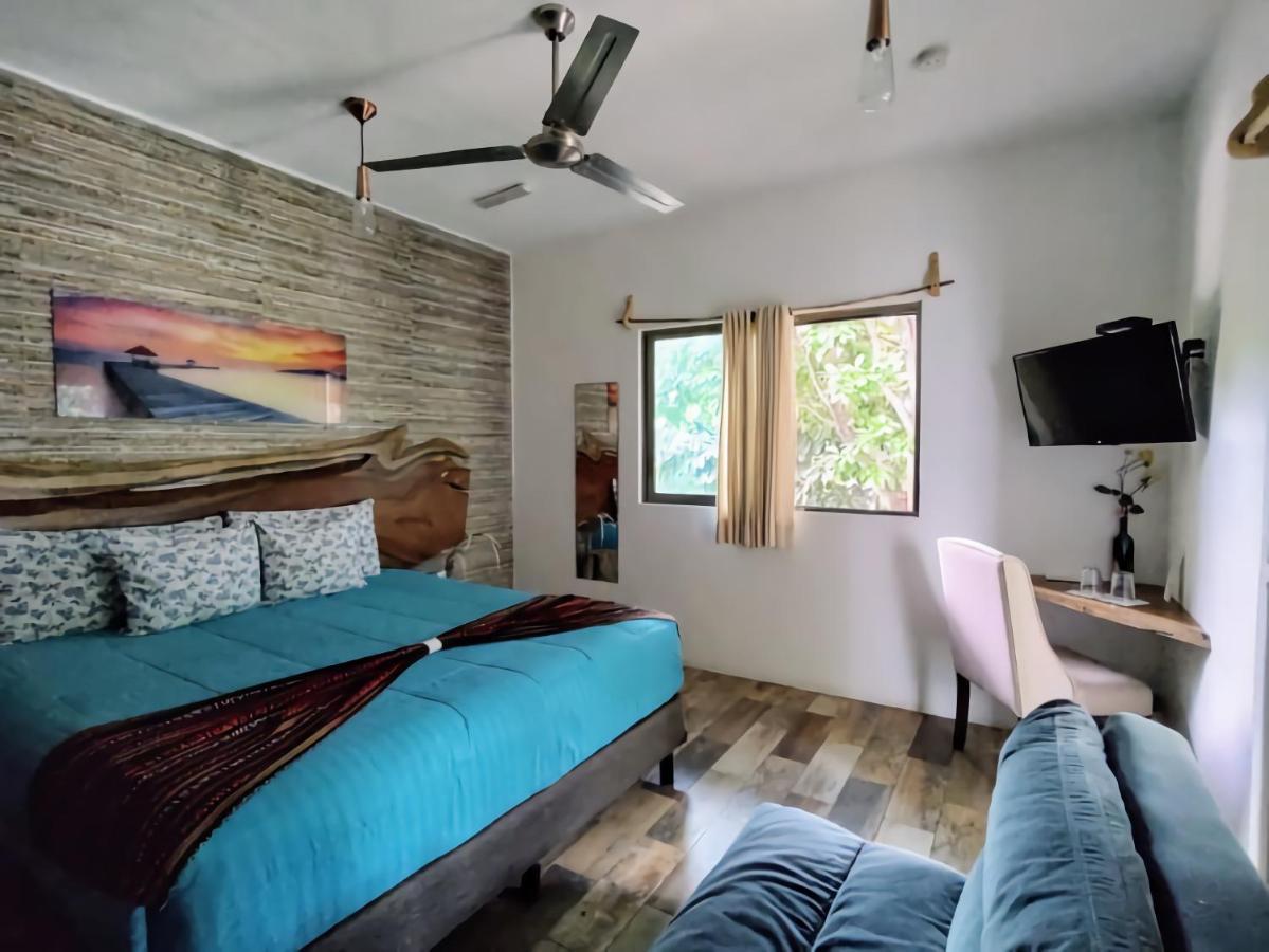 Hotel Pancho Villas Bacalar - Free Bikes And Paddles 외부 사진