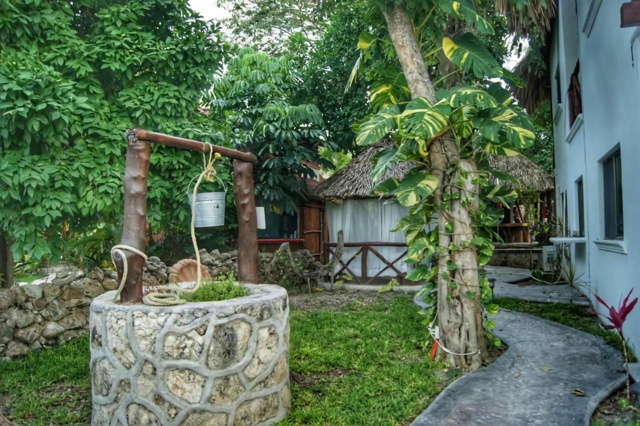 Hotel Pancho Villas Bacalar - Free Bikes And Paddles 외부 사진