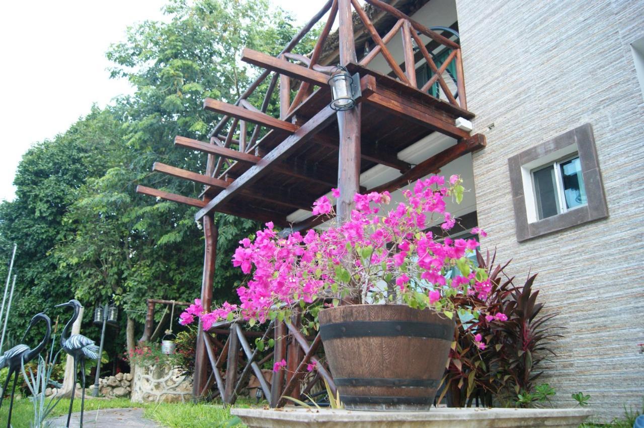 Hotel Pancho Villas Bacalar - Free Bikes And Paddles 외부 사진