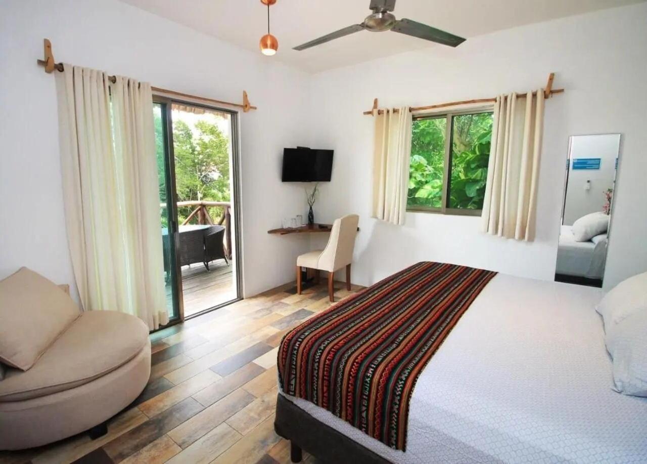 Hotel Pancho Villas Bacalar - Free Bikes And Paddles 외부 사진