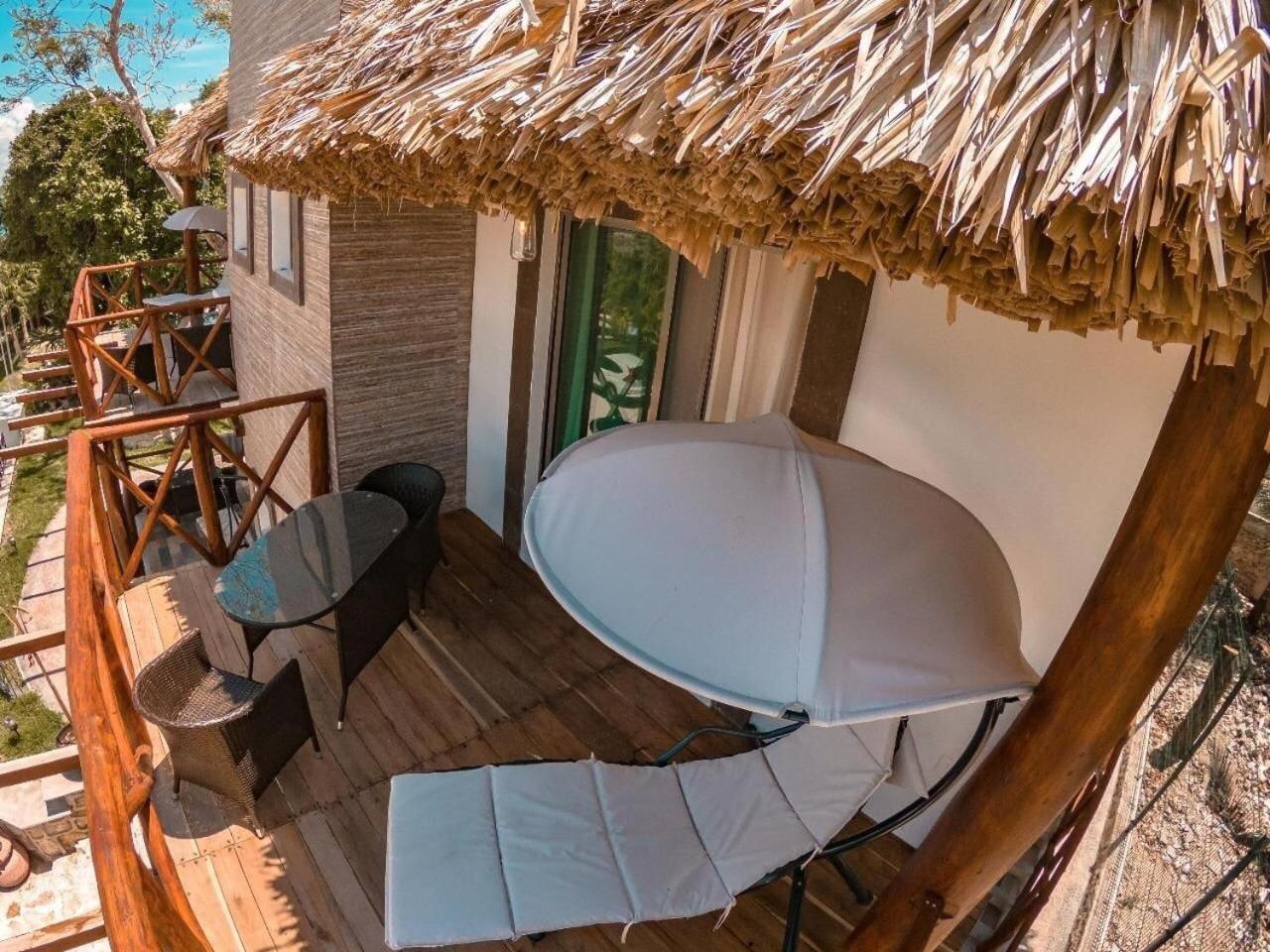 Hotel Pancho Villas Bacalar - Free Bikes And Paddles 외부 사진